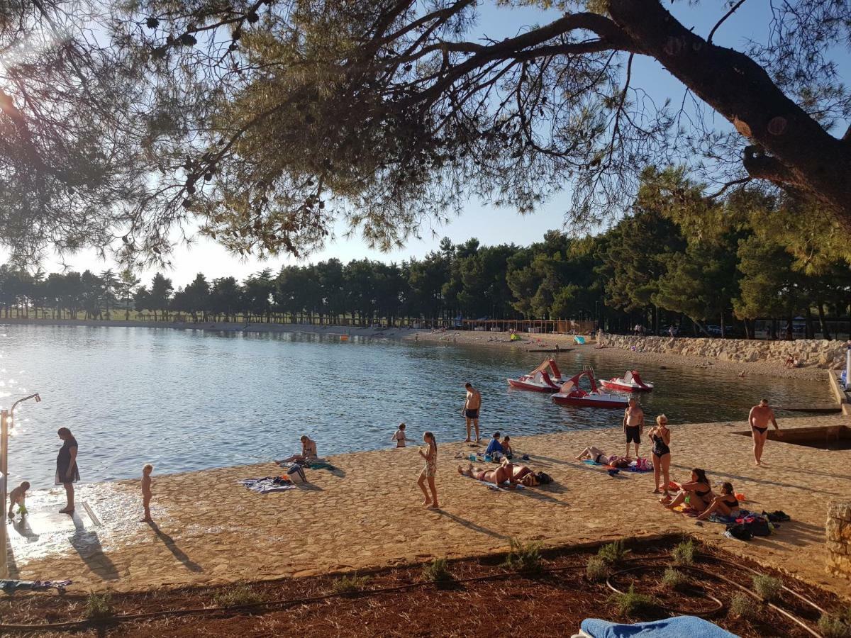 App Mirjana Apartman Novigrad Istria Kültér fotó